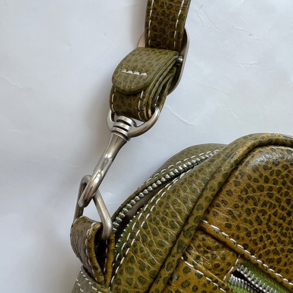 LATICO Bag Crossbody Soft LEATHER Zip up Top Handles 16" x 11" Faux Animal Print - Picture 4 of 9